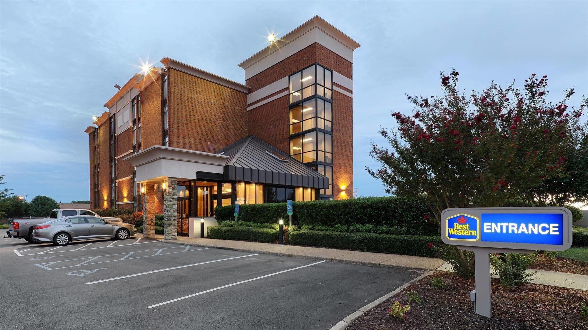 Best Western Hampton Coliseum Inn Экстерьер фото