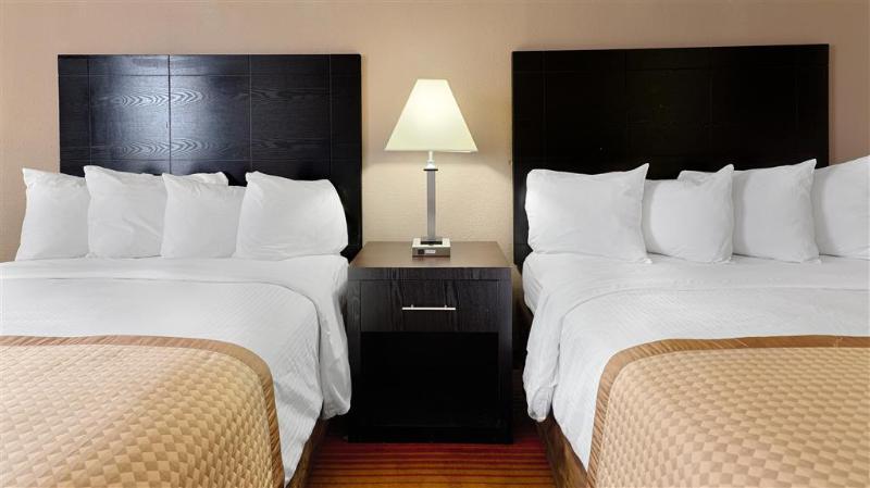 Best Western Hampton Coliseum Inn Экстерьер фото
