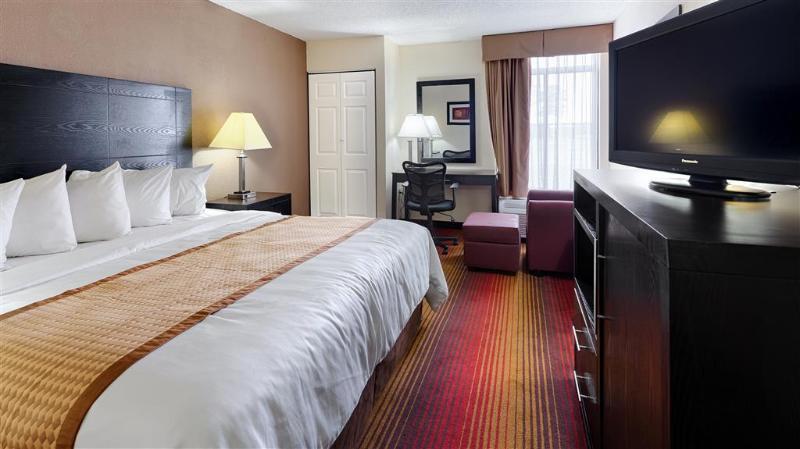 Best Western Hampton Coliseum Inn Экстерьер фото